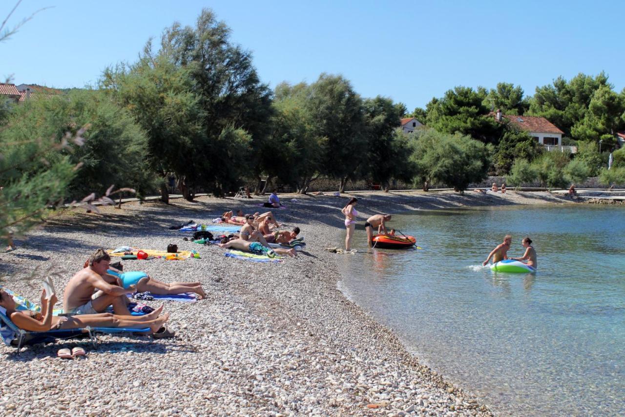 Apartments And Rooms With Parking Space Supetar, Brac - 5658 Екстериор снимка